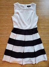 NINE WEST A-Line Fit & Flare Sleeveless Lined Dress 6 White Bodice Black Stripe