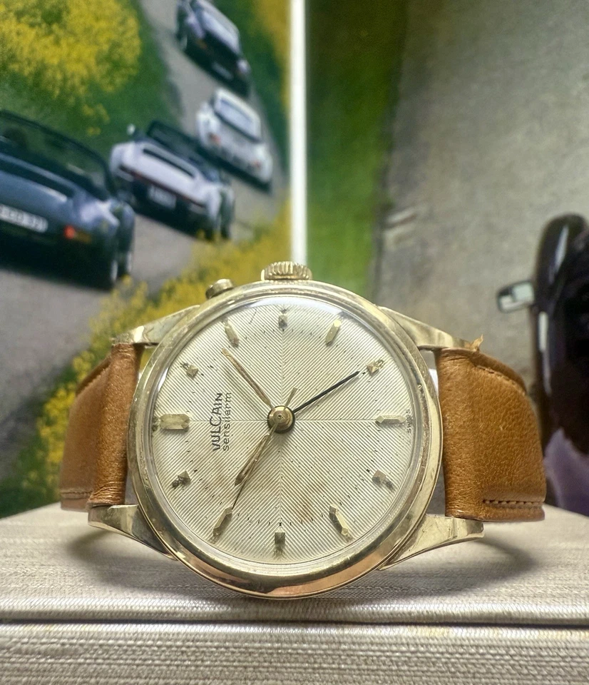 Reloj despertador mecánico vintage Vulcain Sensilarm chapado en oro 34 mm cuerda manual Foto 4 de 4