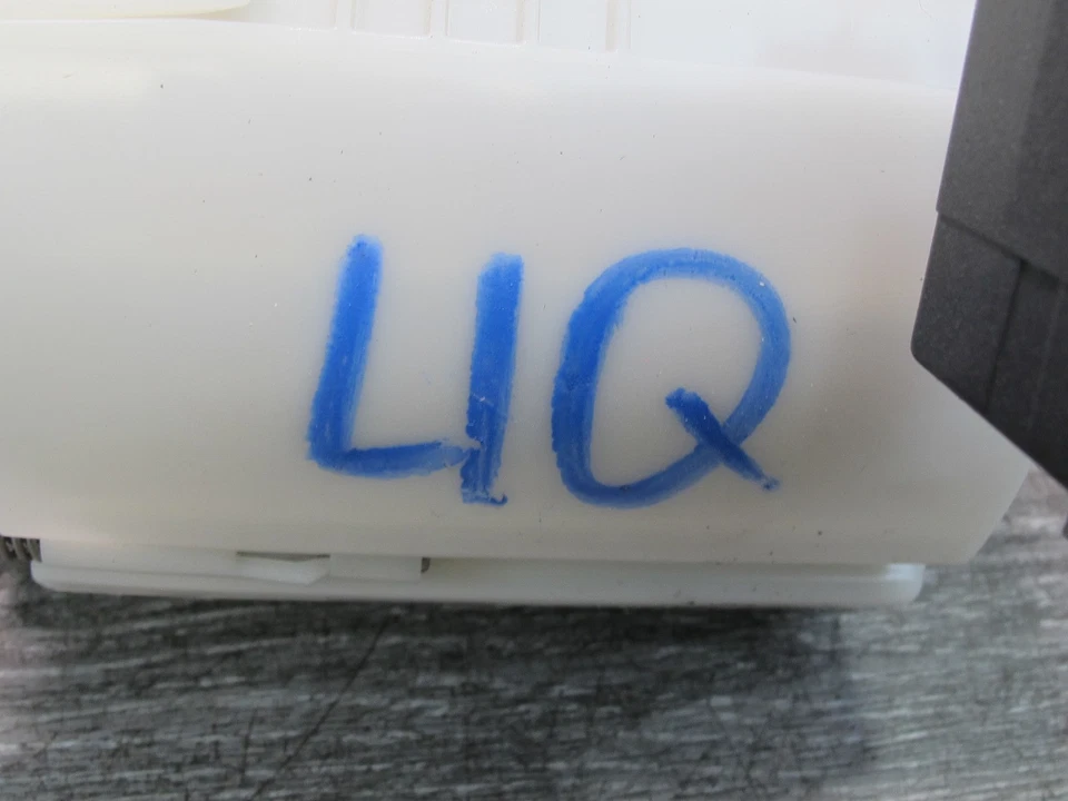 2014-2017 INFINITI QX60 2.5L HYBRID FUEL PUMP LEVEL SENSOR ASSEMBLY - Image 2 of 4