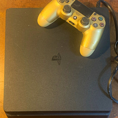 Sony PlayStation 4 Slim 500GB Black Console w/ Controller, Cables Wi-Fi 1080p