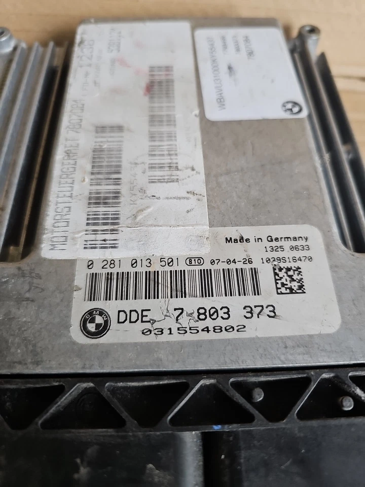 Centralina motore BMW 7803373 Bosch 0281013501 - Immagine 2 di 3
