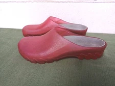 Garden Rubber Clogs Made in Italy Womens Sz 9 Shoes Pink
