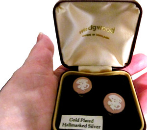 Authentic Whispers Of Eternal Devotion Cupid Cherub Gold- Plated Cameo Talisman Earrings