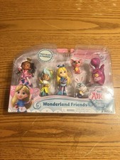 Disney Junior Alice's Wonderland Bakery 6 Piece Figure Play set