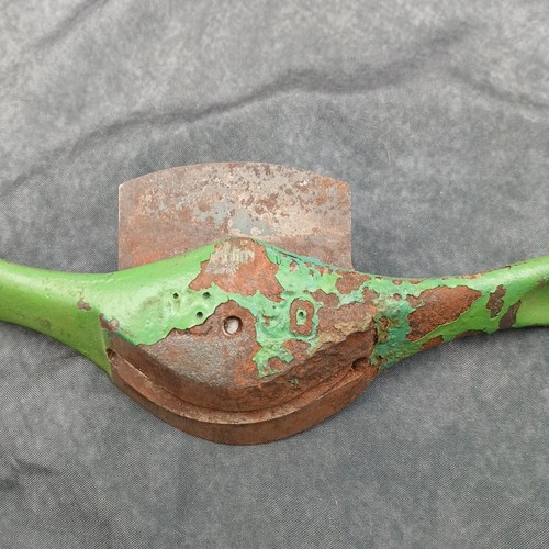 Vintage KUNZ 55A? Spokeshave Radius Concave Half Round Spokeshave Spar Green Red - Picture 4 of 8