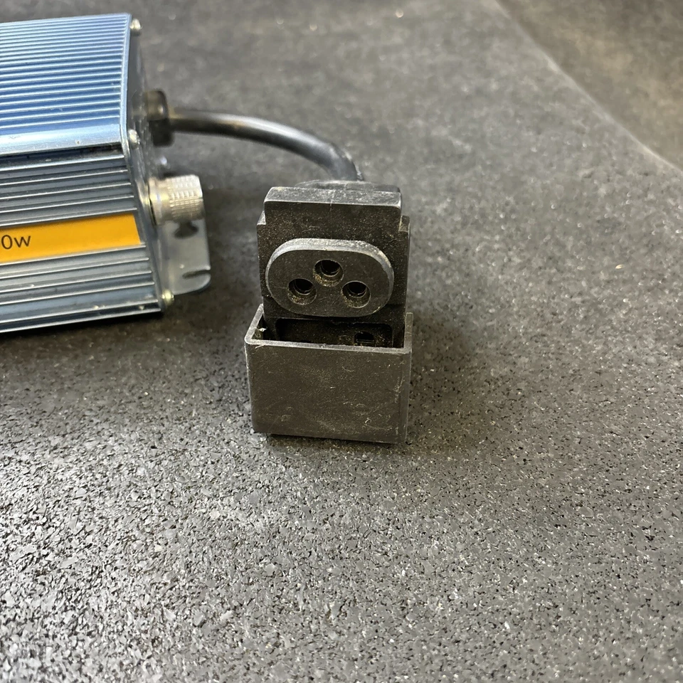 XTRASUN Dimmable Digital Ballast 600W 120/240V XTE600D - Image 3 of 4