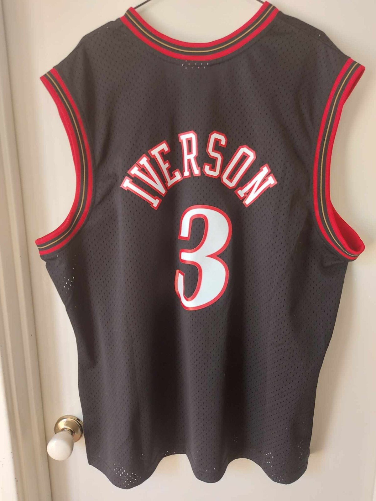 Allen Iverson Philadelphia 76ers '00'01 Mitchell & Ness NBA Jersey