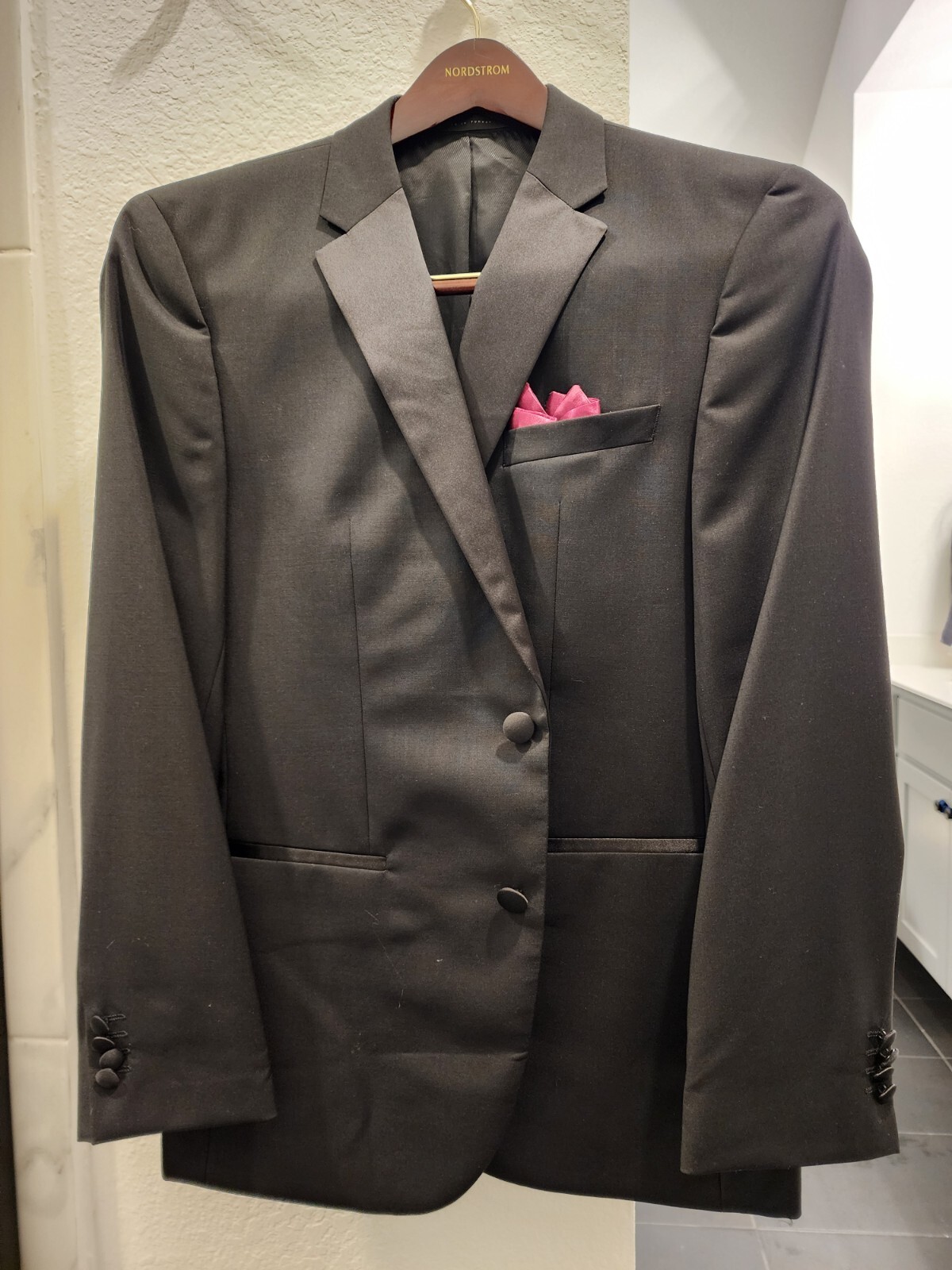 Hugo Boss Men's Tuxedo Suit Wool Size 38S