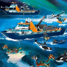 Großes Arktis-Forschungsschiff   schwimmfäh...