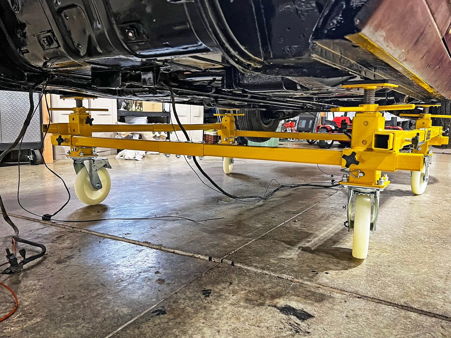 JEGS 81240 Auto Body Restoration Cart 2000 lb. Capacity