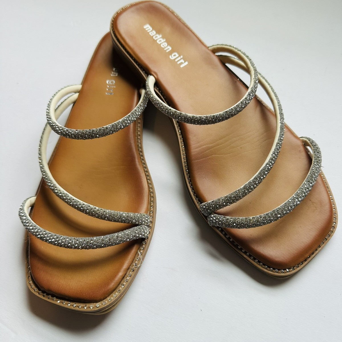 Madden Girl Womens PALMINA Silver Rhinestone Cross Straps Flat