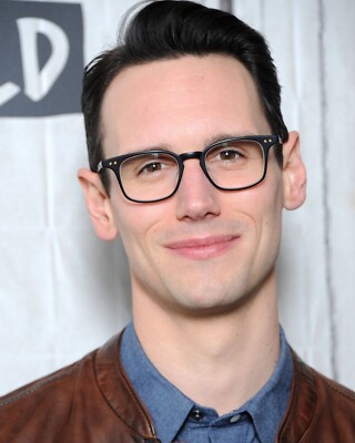 CORY MICHAEL SMITH  8x10 PHOTO *
