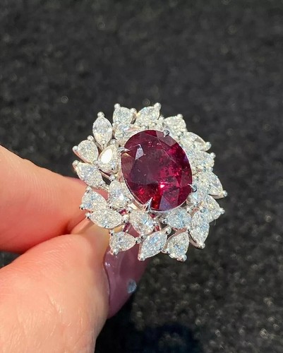 7.32 Ct Oval Cut Certified Natural Ruby & Diamond Engagement Ring 18K White Gold - Picture 2 of 7