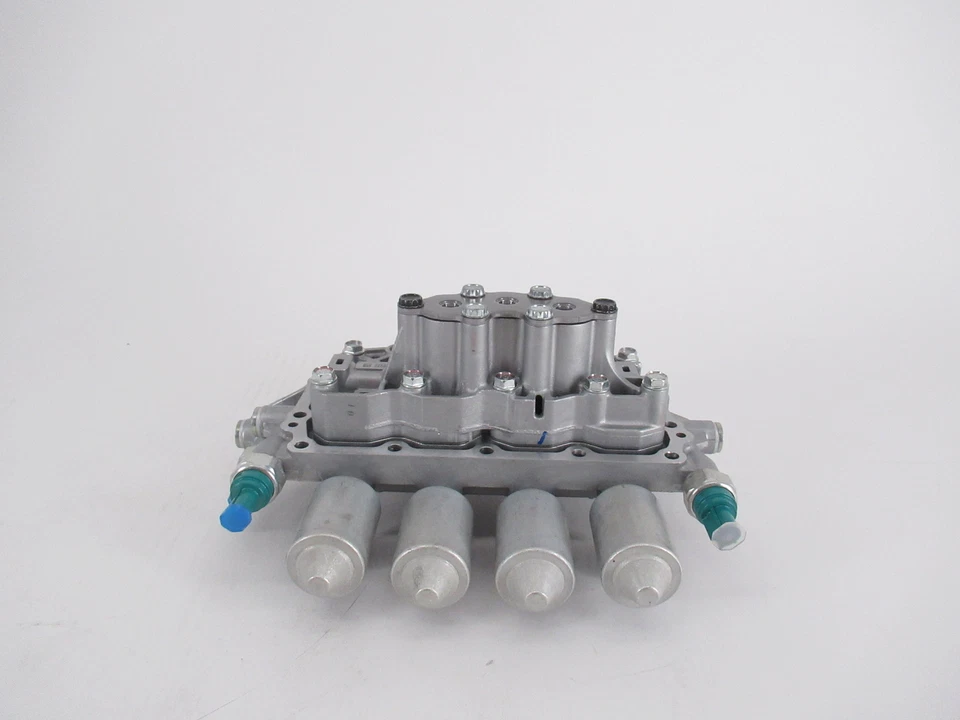 Conjunto de carrocería de válvula secundaria genuino OEM Honda 27700-5B7-010 Foto 2 de 4