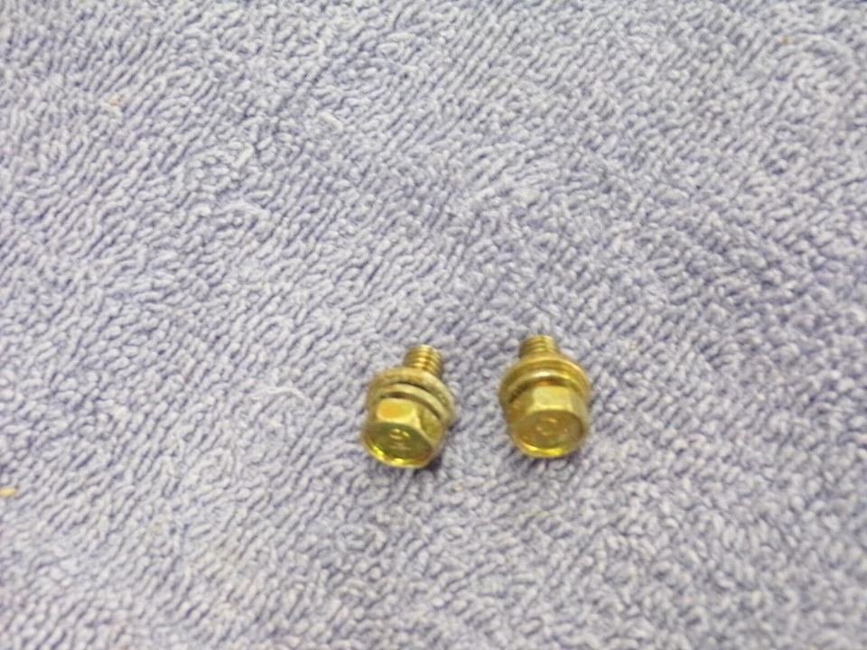 Pernos de manija de puerta Acura Cl 2001 tipo S 2001-2003 Foto 2 de 3