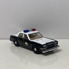 1981 81 Dodge Diplomat Police Collectible 1/64 Scale Diecast Diorama Model