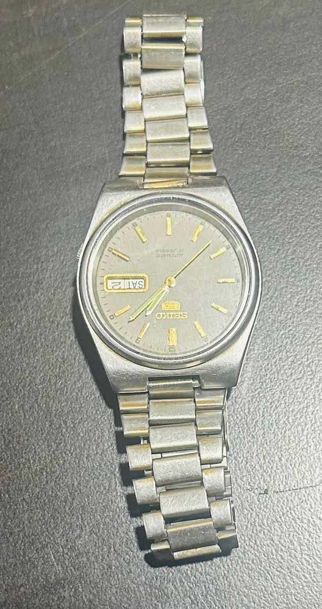 Seiko 5 7009- 3131 automatic men 17 jewels vintage watch