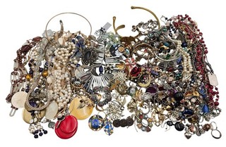 Jewellery Job Lot Mixed Costume Brooches Necklaces Earrings Rings Assorted 2388g