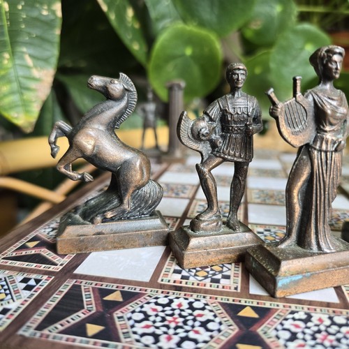 Vintage Greek Mythology Chess Pieces Metal Bronze & Silver Colour Complete - Picture 15 of 22