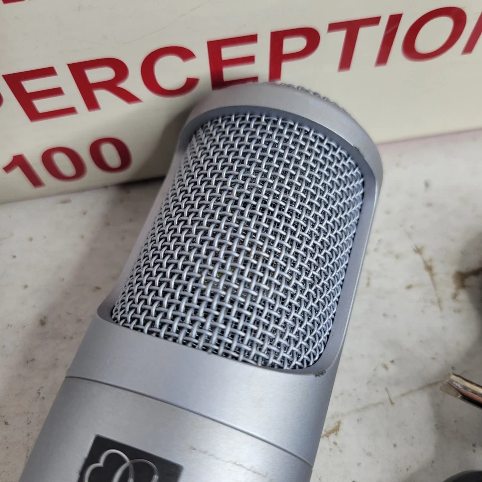 AKG Perception 100 Professional Studio Condenser Microphone Gray Mic  - Image 3 of 4