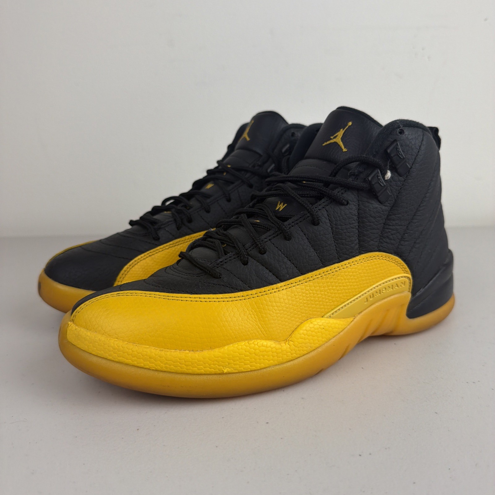 Air Jordan 12 Retro University Gold Men's Size 9.5 Basketball Shoes 130690-070