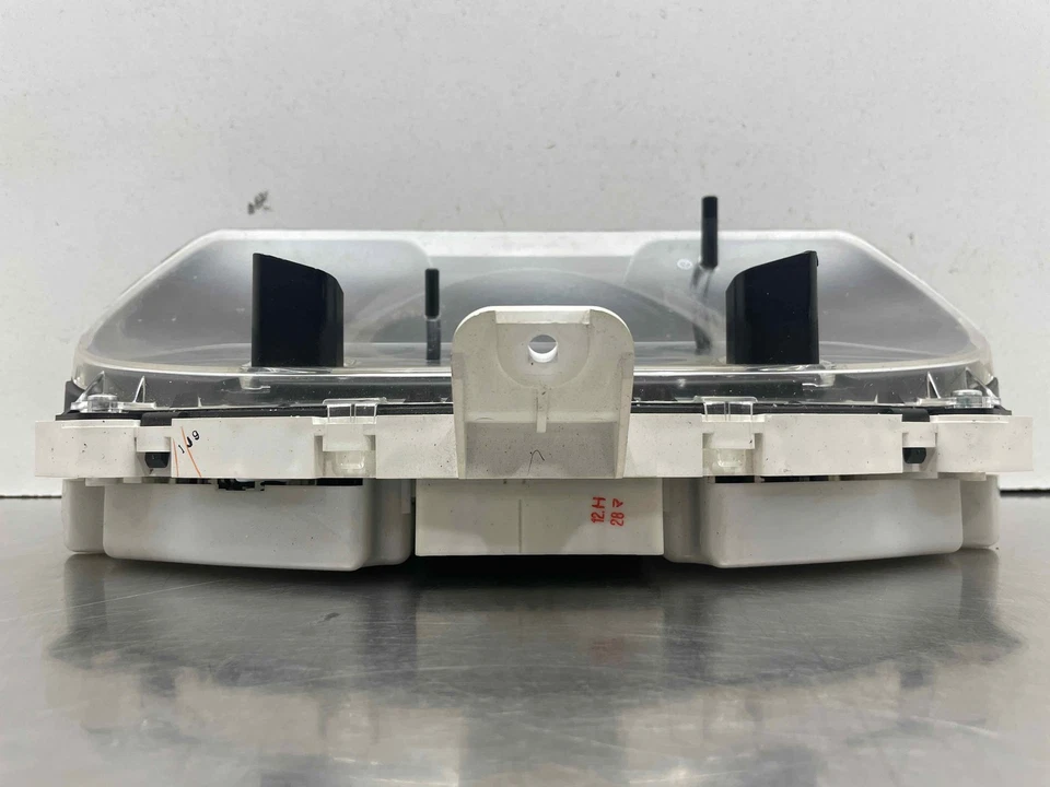 2007 Toyota Highlander velocímetro cluster 6 cilindros 60k milhas fabricante de equipamento original 83800-48430 - Imagem 4 de 4