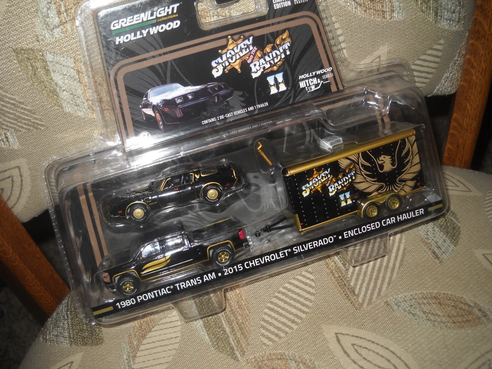 😎GREENLIGHT HOLLYWOOD*HITCH & TOW* "SMOKEY and the BANDIT II" #31010 SEALED😎 - Image 2 of 4
