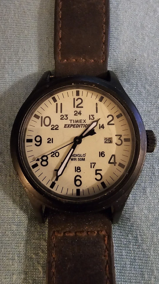 Reloj Timex Expedition Scout para Hombres Correa Original para Correr Foto 2 de 4