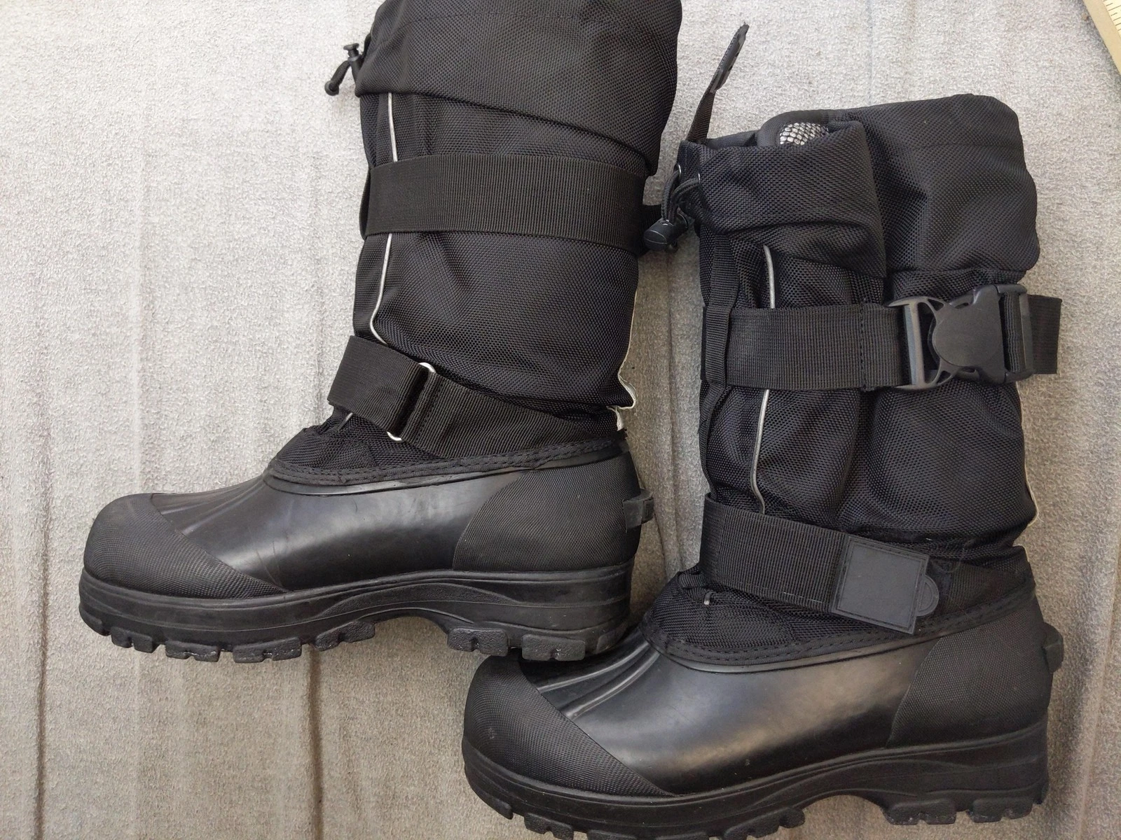 RedHead Snow Boots Mens 9 42 Black Synthetic insurts Thinsulate Extreme Cold