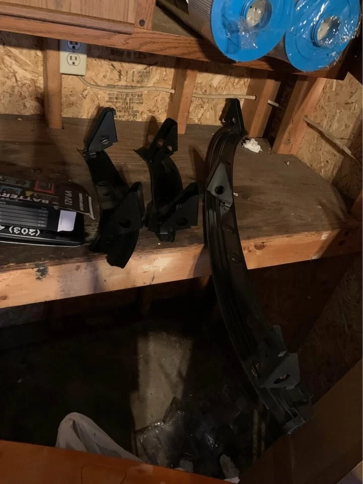 Honda s2000 s2k OEM cr tonneau cover - Image 3 of 4