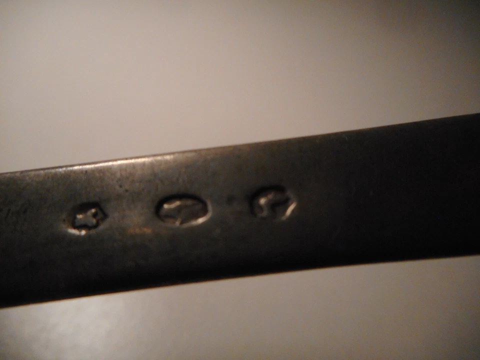 Grande cuillère couvert service ragout étain ancienne 18 / 19 siècle  - Photo 3/4