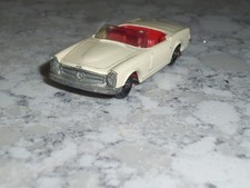 LESNEY MATCHBOX No.27 MERCEDES 230 SL W / CLEAN WINDSHIELD AND TOW HITCH