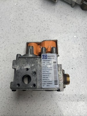VAILLANT ECOTEC PRO 28 VUW GAS VALVE  0020146732
