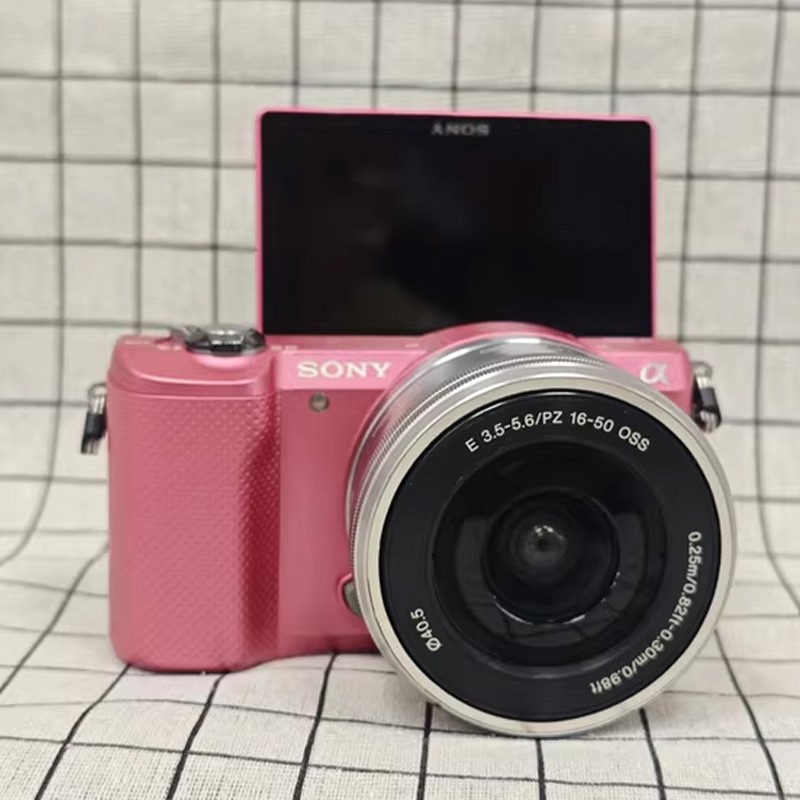 Sony Alpha A5000 20.1MP Mirrorless Digital Camera Pink w/16-50mm