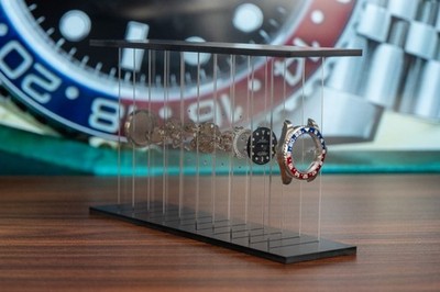 Handmade 3D Mechanical Watch Display | Red & Blue | Personalized Timepiece Decor
