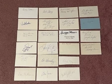 Collection of 22 Signed Chicago Bears NFL Hall of Fame Index Cards