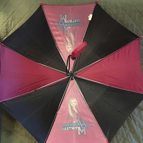 HANNAH Montana Children’s Umbrella 42’Burgandy - Picture 3 of 5