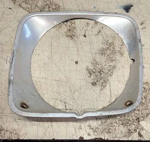 Set of 1971-1973 Ford Mustang Headlight Bezels - Picture 3 of 3