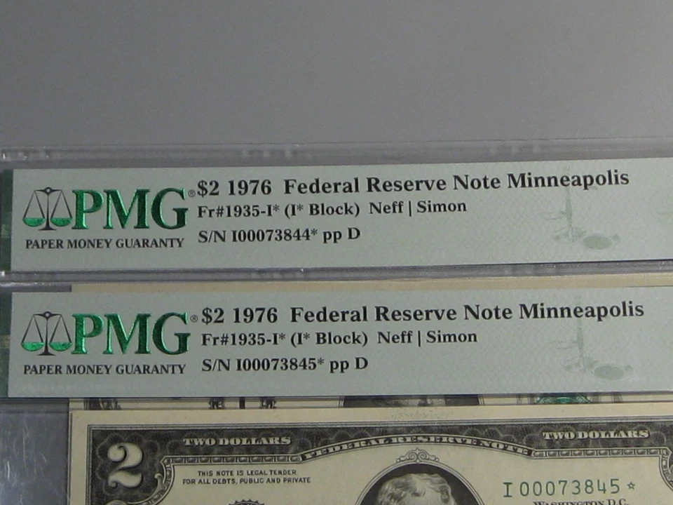 2 Consecutive Serial # CU ⭐️ 1976 I/⭐ Block Minneapolis FRN Notes. PMG 65 EPQ - Image 4 of 4