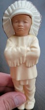 VTG 1950s molded plastic Native American/ Indian Chief/ cowboys/ indians 5"