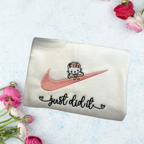 Hello Kitty Senior Just Did It Custom Embroidered Sweatshirt/Hoodie - 第 1/4 張圖片