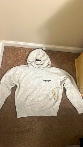 Essentials Fear of God Men's Gray Pullover Hoodie Size S Logo Pockets Drawstring