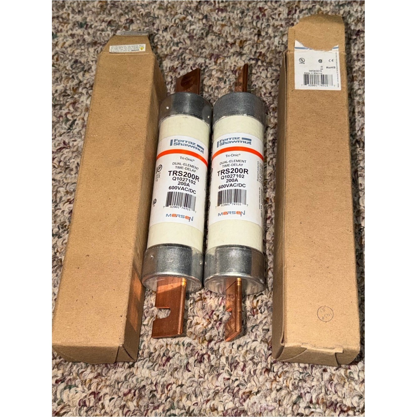 NIB Lot of 2 Mersen Ferraz Shawmut TRS200R Tri-Onic Time-Delay Class RK5 Fuse