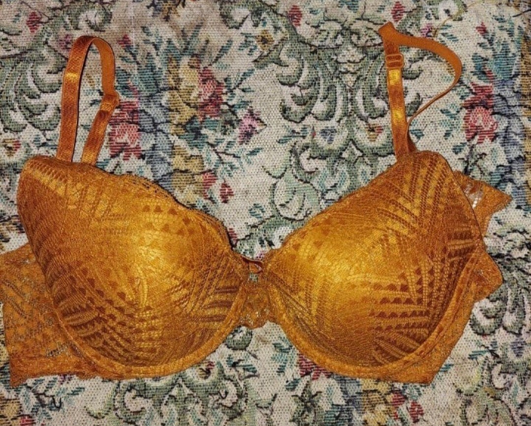 Gold Triangles Pattern  34d Padded Bra - image 2