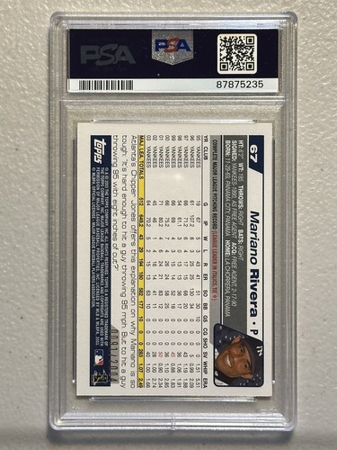2004 TOPPS GOLD PARALLEL CARD #67 MARIANO RIVERA PSA 8 #'D/2004 UNIQUE POP 1/1^ - Picture 2 of 4