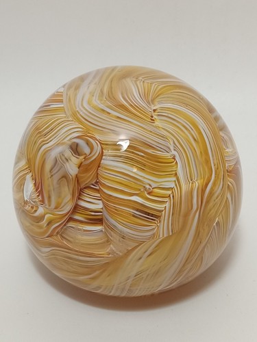 Vintage Butterscotch und weißes Band Wirbel Kunst Glas Briefbeschwerer - Bild 3 von 5