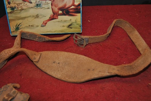 ABITO DA COWBOY ROSSO RANGER CON SCATOLA GIOCATTOLI WYANDOTTE - Foto 11 di 12