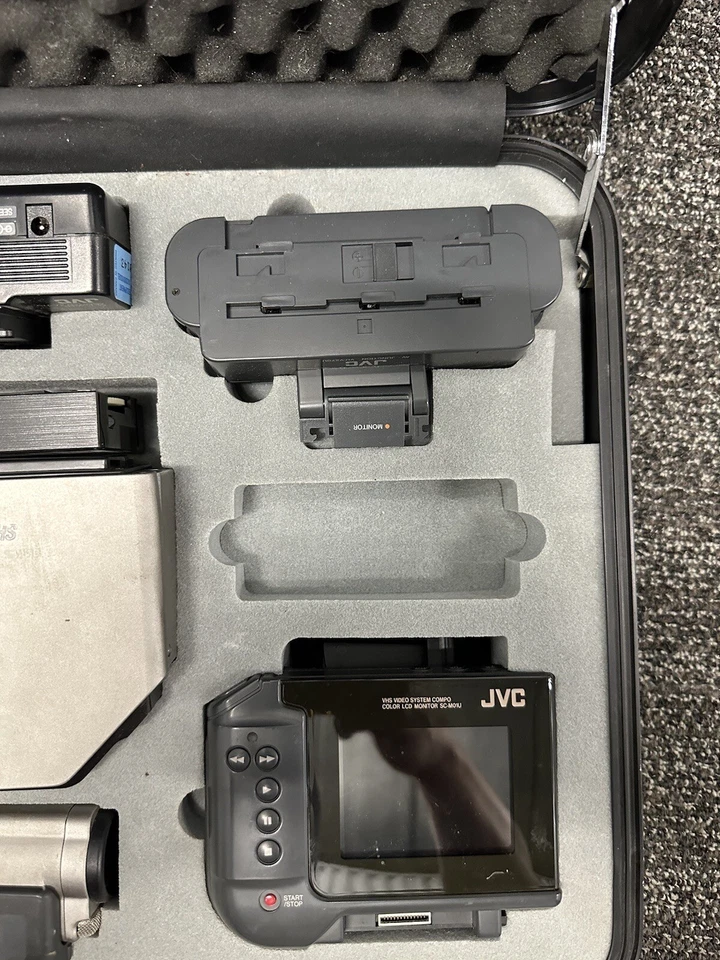 Sistema de video por componentes modulares JVC de colección, Super VHS, SC-D01U/SC-C01U/SC-M01U Foto 4 de 4