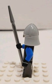 LEGO Castle King's Knight Minifigure (cas521) From Set # 70401 Gold Getaway