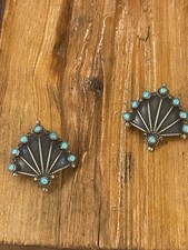 Petit Point Türkis Ohrstecker, Zuni/Navajo, Vintage 90 er Jahre, Sterling